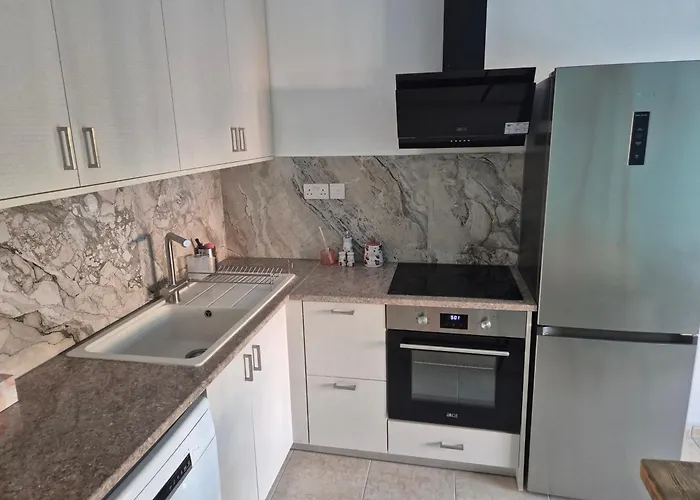 Sea Nest * بافوس